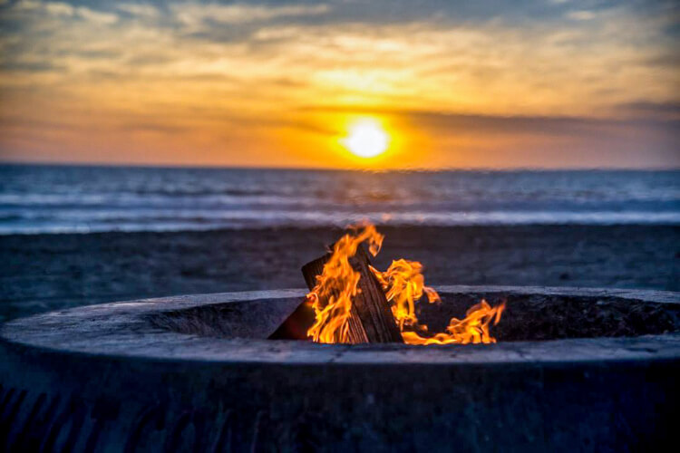 Bonfire on the Dockweiler Beach